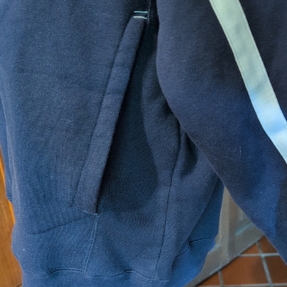 NFL / Reebok Chargers Hoodie - Large - EUC - Picture 6 of 16